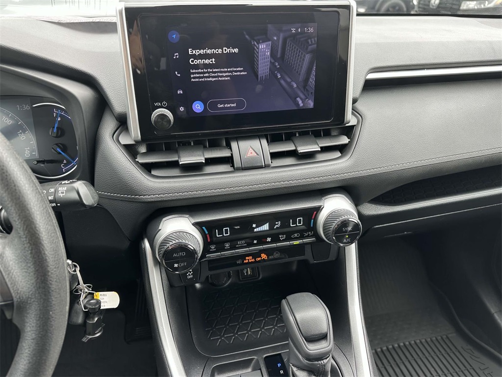 2024 Toyota RAV4 Hybrid LE photo 15