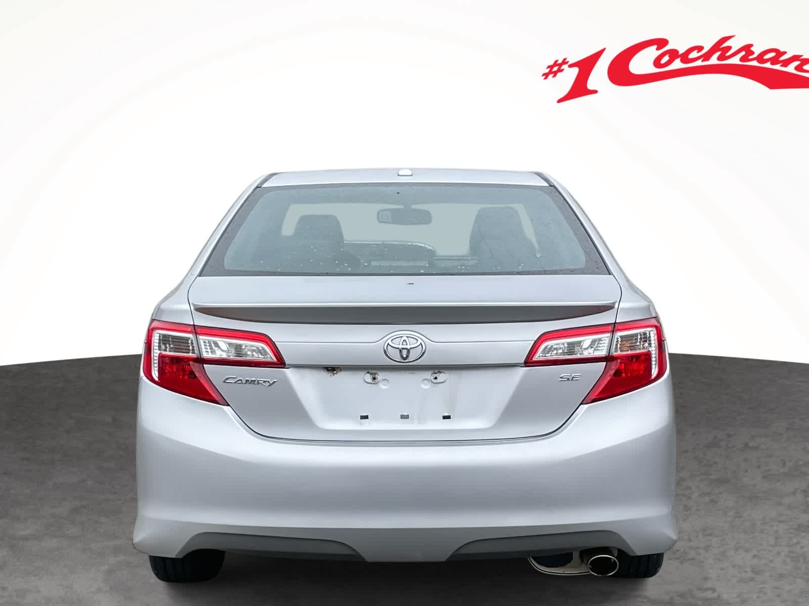 2013 Toyota Camry SE photo 4