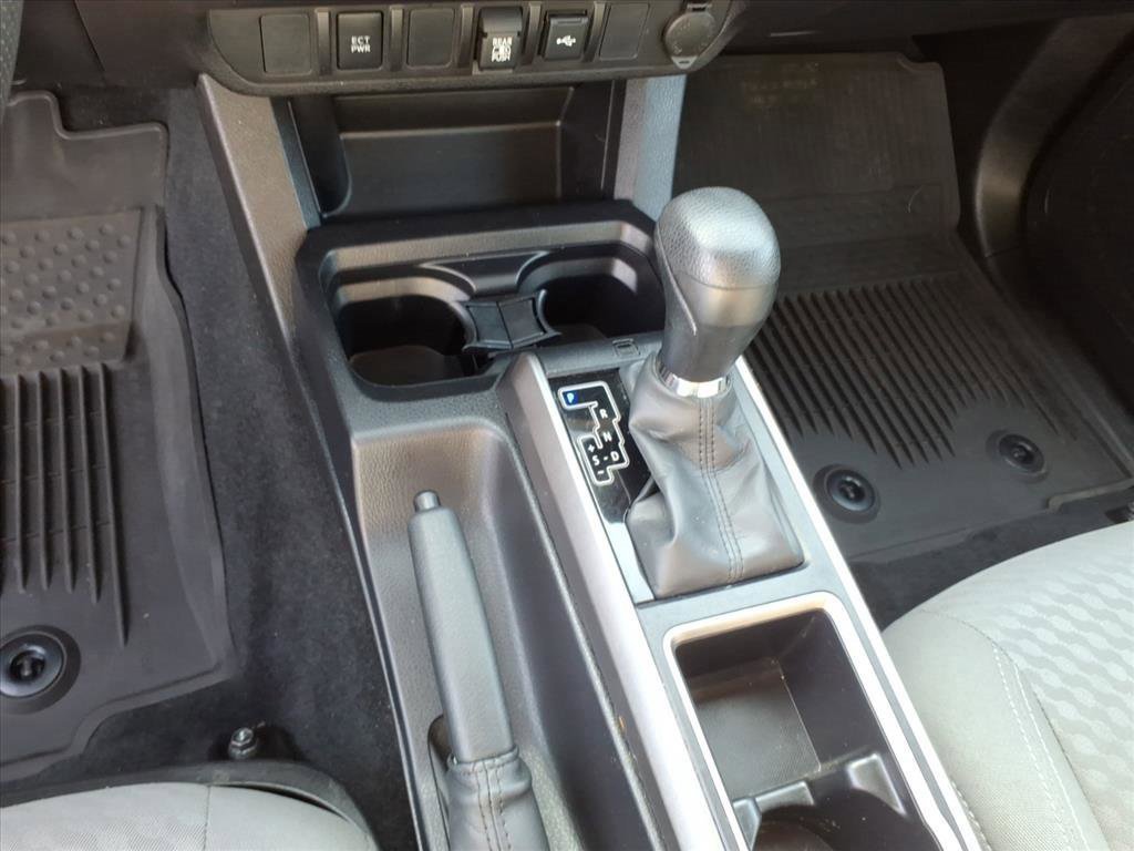 2023 Toyota Tacoma SR5 V6 photo 15