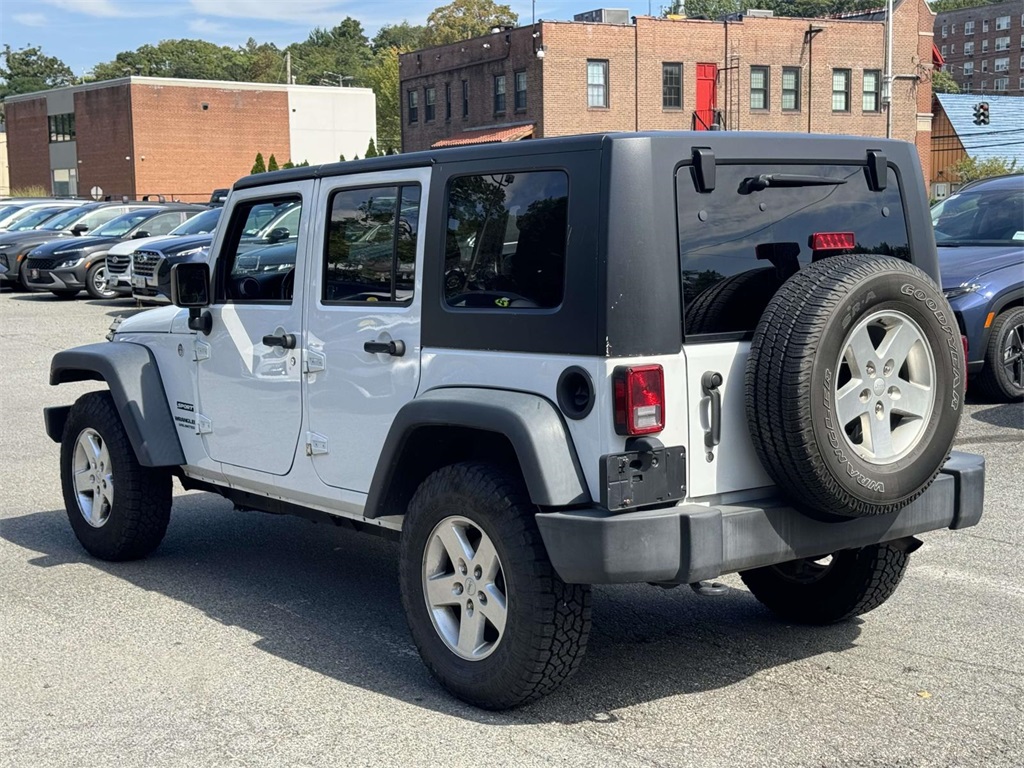 2016 Jeep Wrangler Unlimited Sport photo 4