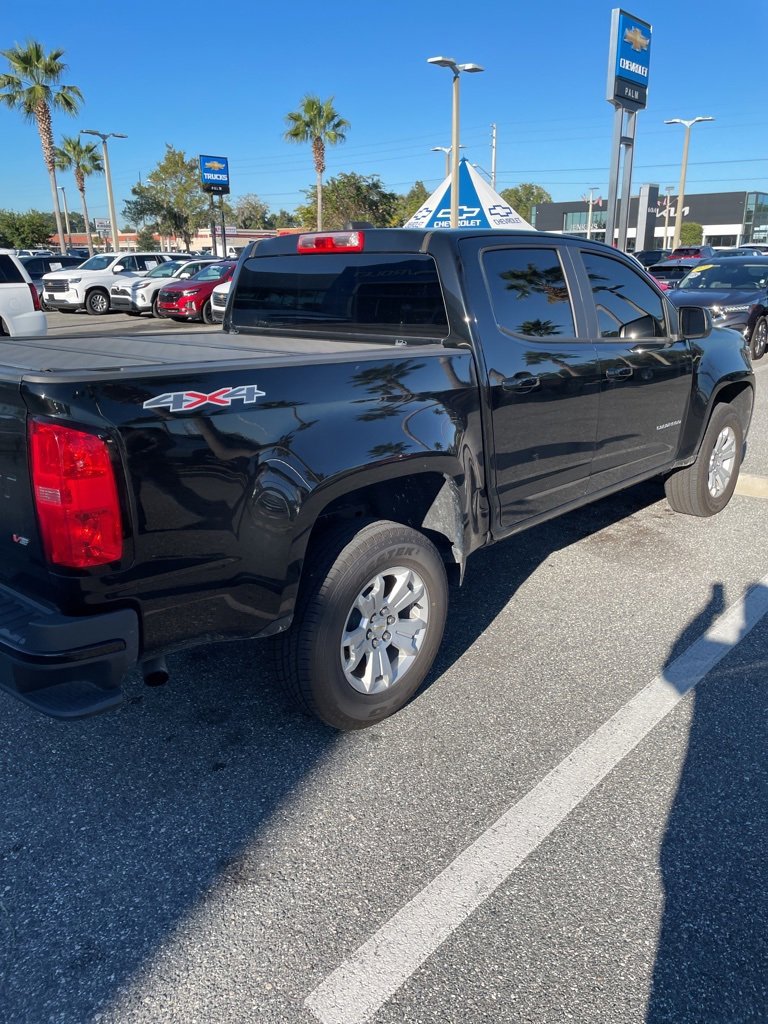 2022 Chevrolet Colorado LT photo 2