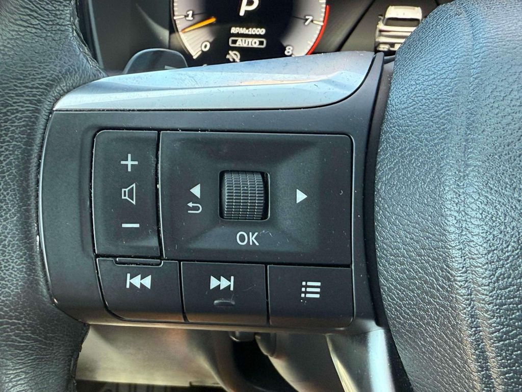2022 Infiniti QX60 Luxe photo 16