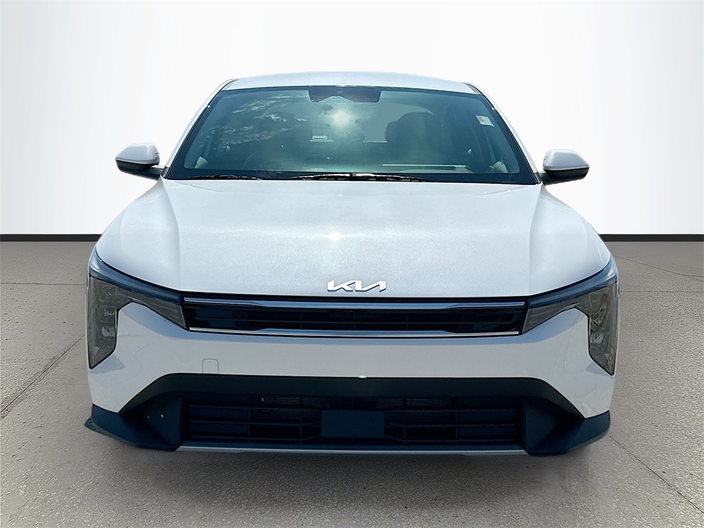 2025 Kia K4 EX photo 2