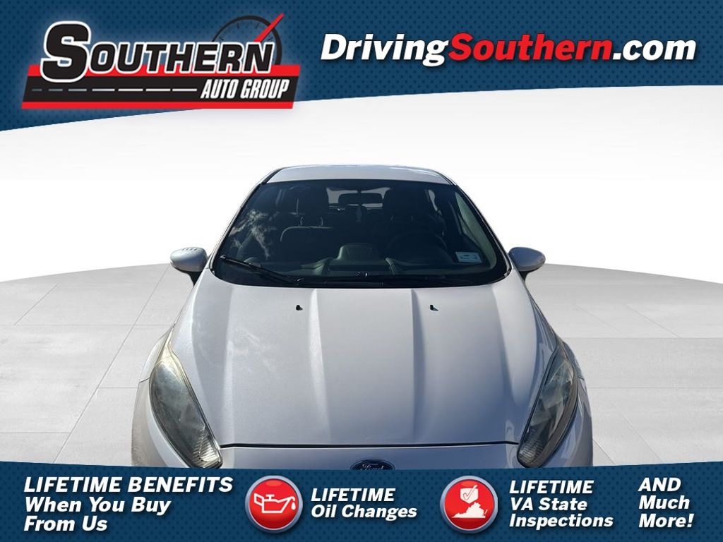 2016 Ford Fiesta ST's photo