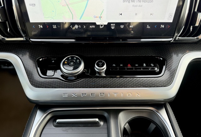 2025 Ford Expedition MAX Platinum photo 25
