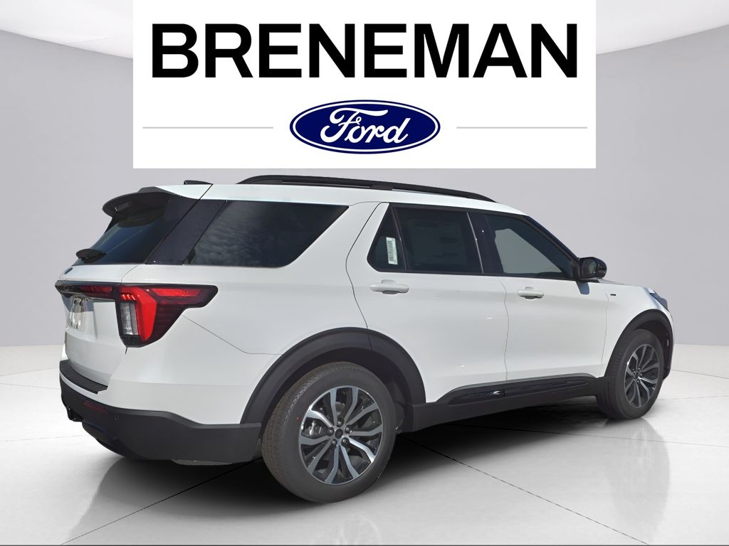 2025 Ford Explorer ST-Line photo 5