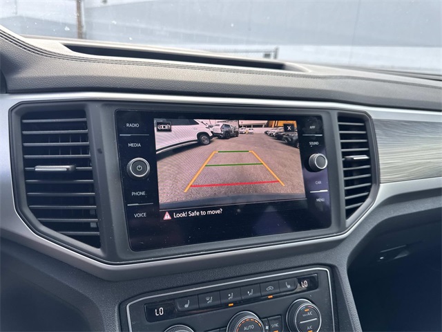 2021 Volkswagen Atlas Cross Sport V6 SE Technology photo 22