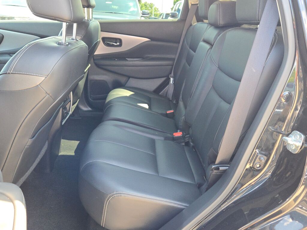 2020 Nissan Murano SL photo 17