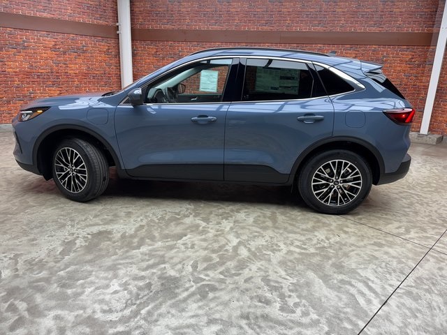 2025 Ford Escape Plug-In Hybrid Base photo 2