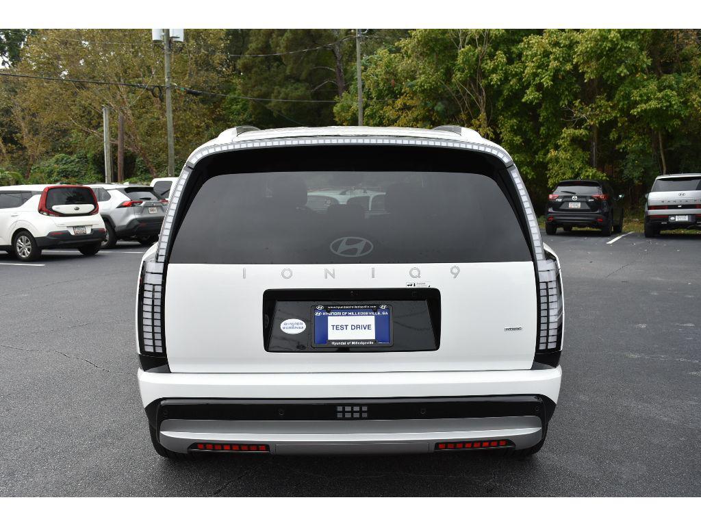 2026 Hyundai Ioniq SEL photo 3