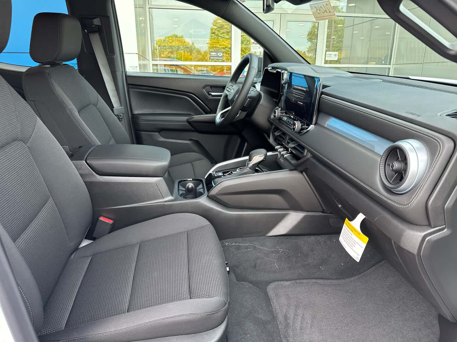 2026 Chevrolet Colorado LT photo 4