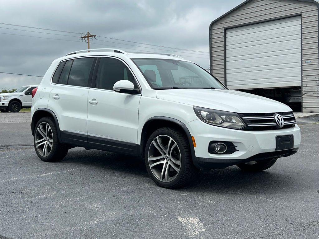 Used 2017 Volkswagen Tiguan SEL with VIN WVGVV7AX7HW501502 for sale in Shelbyville, TN