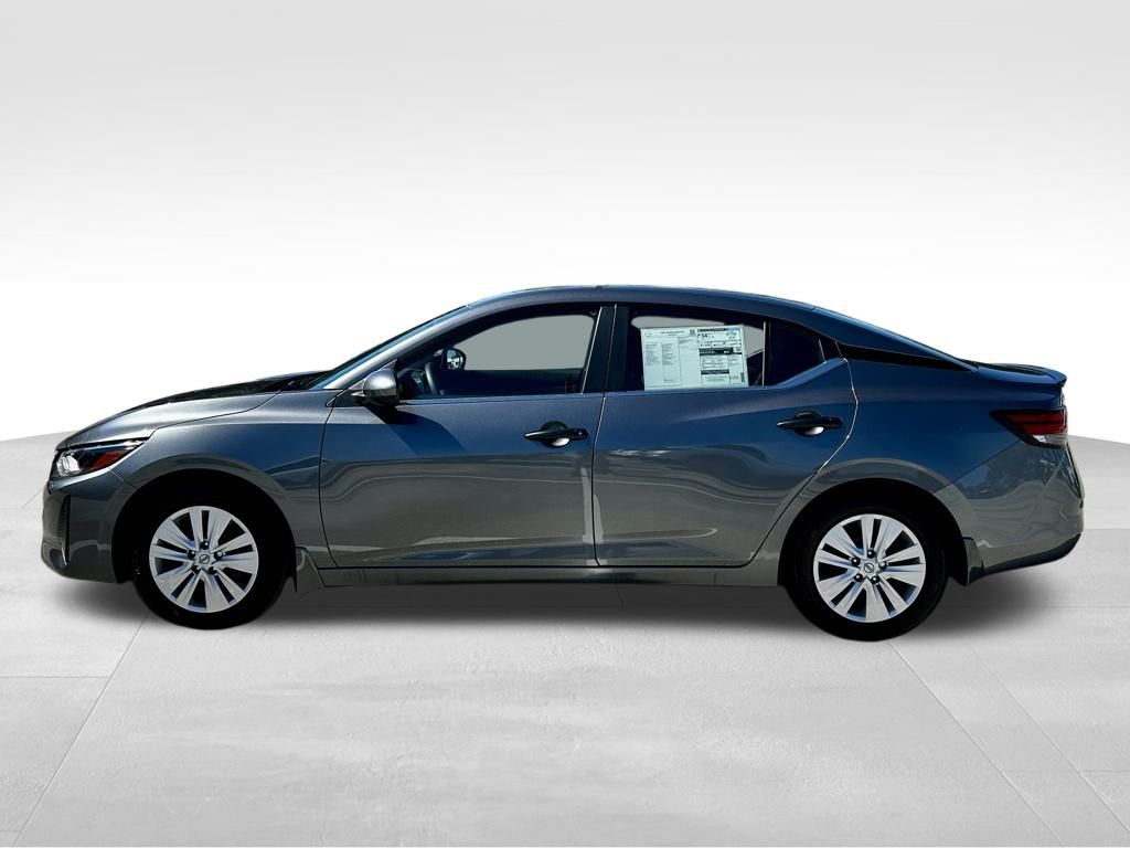 2025 Nissan Sentra S photo 3