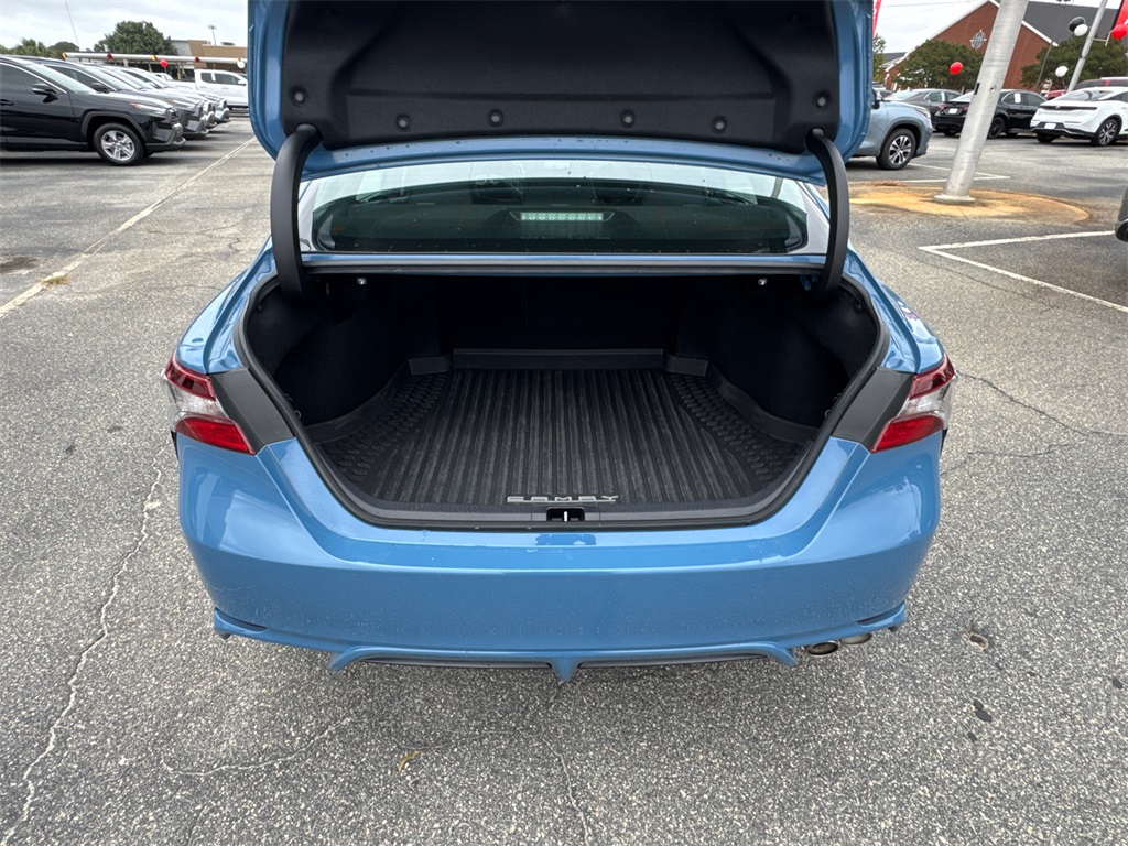 2023 Toyota Camry SE photo 17