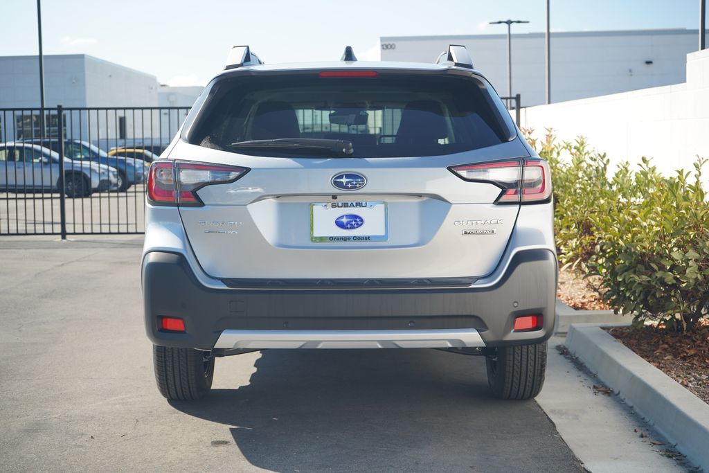 2025 Subaru Outback Touring photo 3