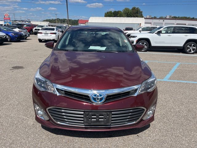 2013 Toyota Avalon Hybrid photo 2