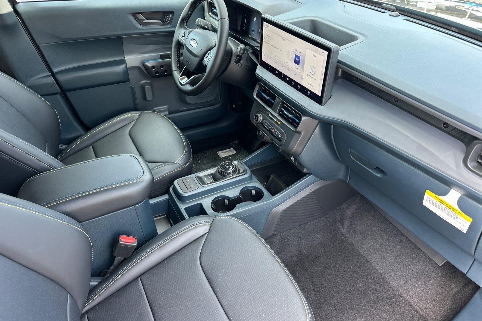 2025 Ford Maverick photo 14