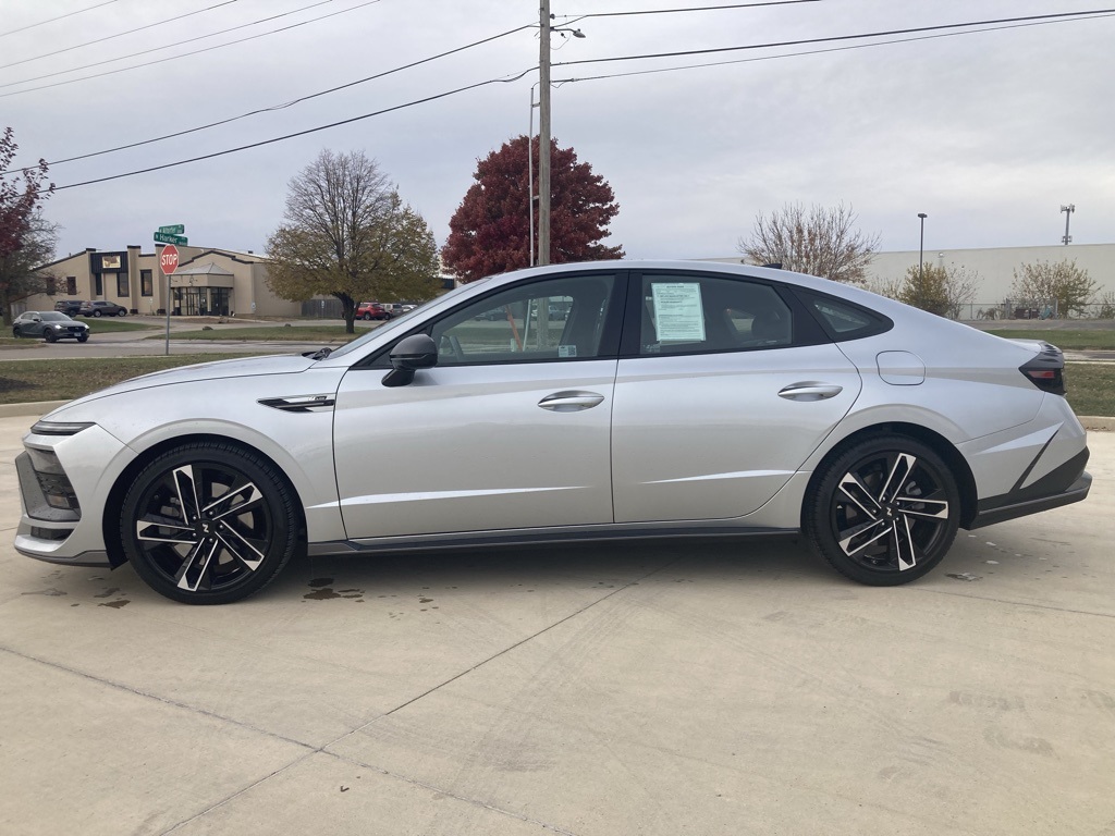 2024 Hyundai Sonata N Line photo 2