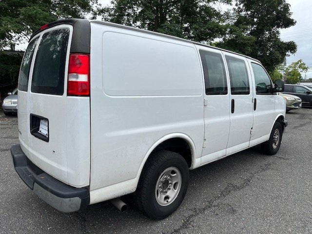 2022 Gmc Savana 2500 Cargo photo 3