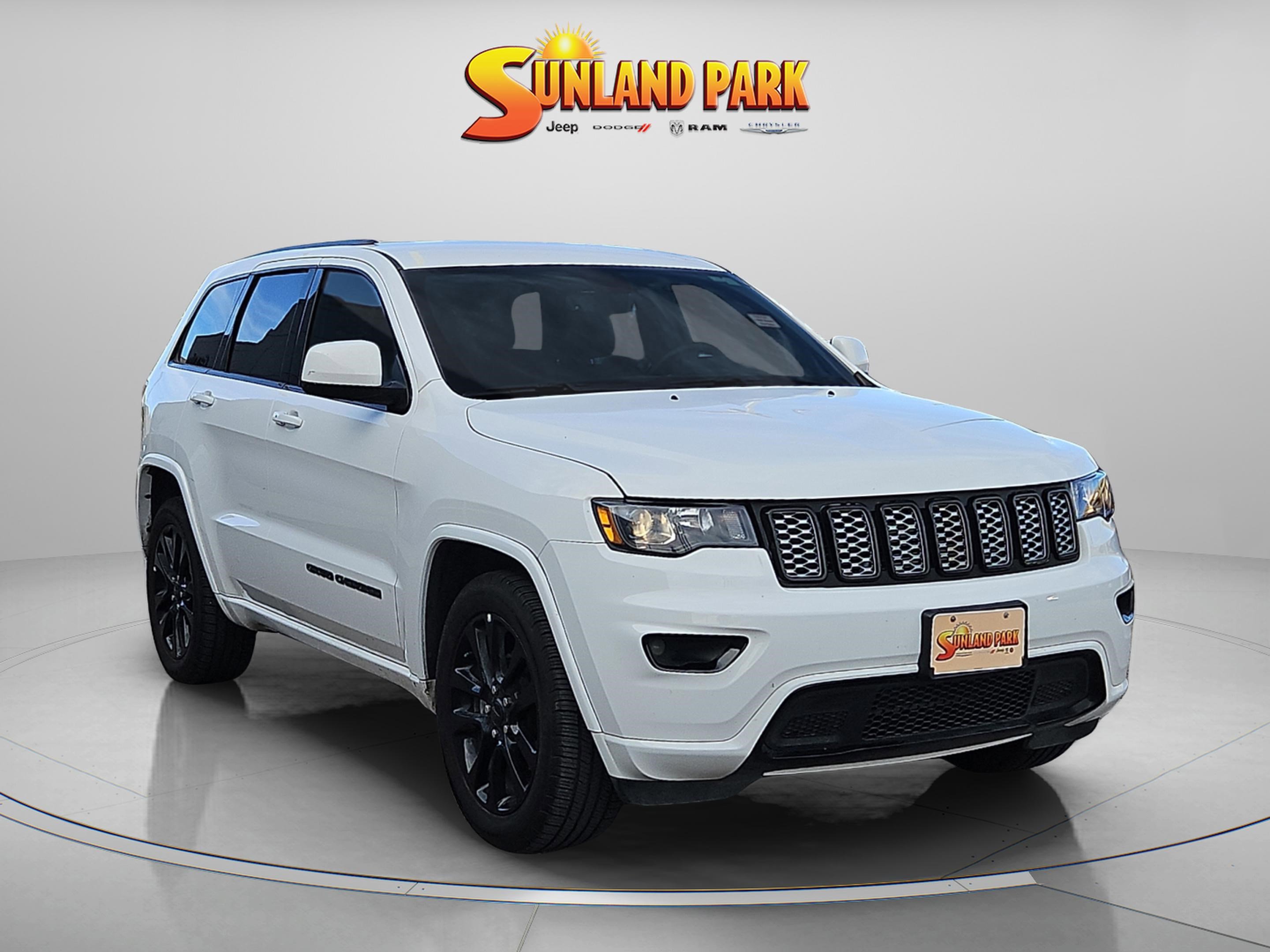 2020 Jeep Grand Cherokee Altitude's photo
