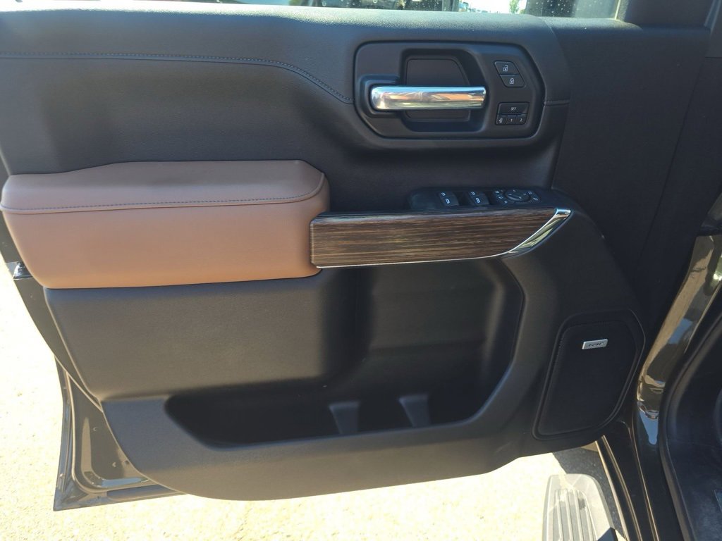 2023 Chevrolet Silverado 2500HD High Country photo 20