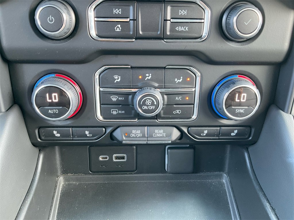 2022 Chevrolet Tahoe Z71 photo 20