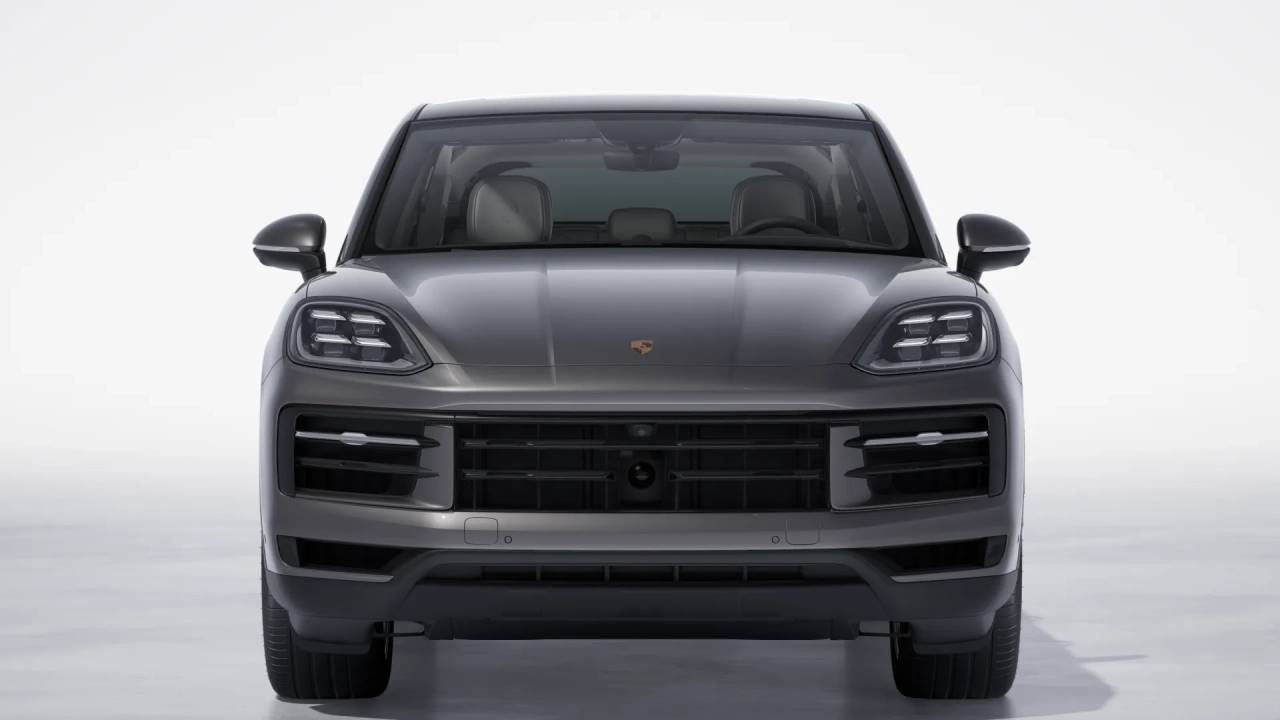 2026 Porsche Cayenne Coupe photo 9