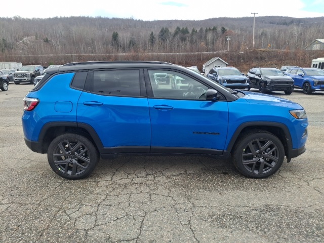 2026 Jeep Compass Limited photo 2