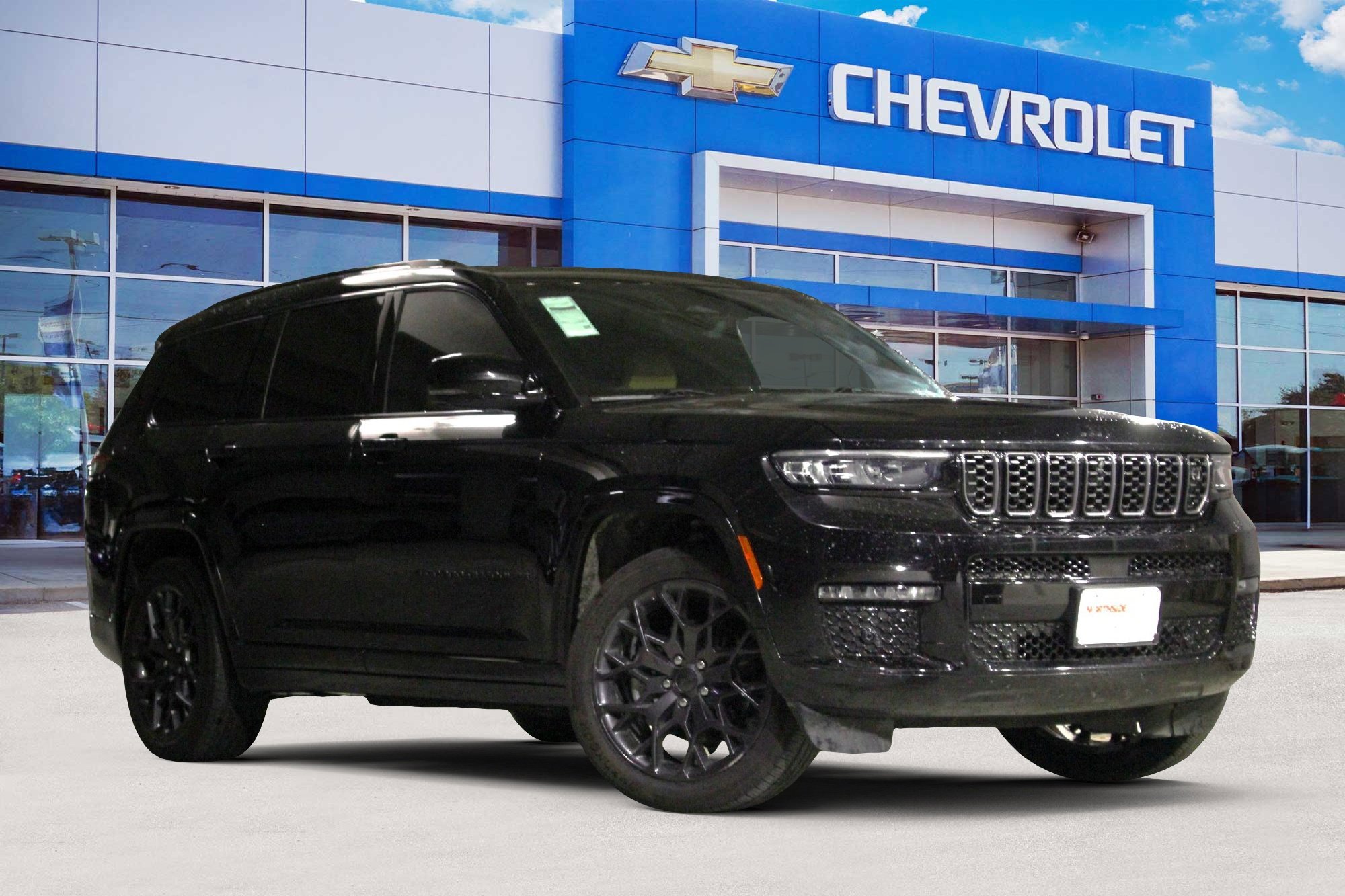 2023 Jeep Grand Cherokee L Summit's photo