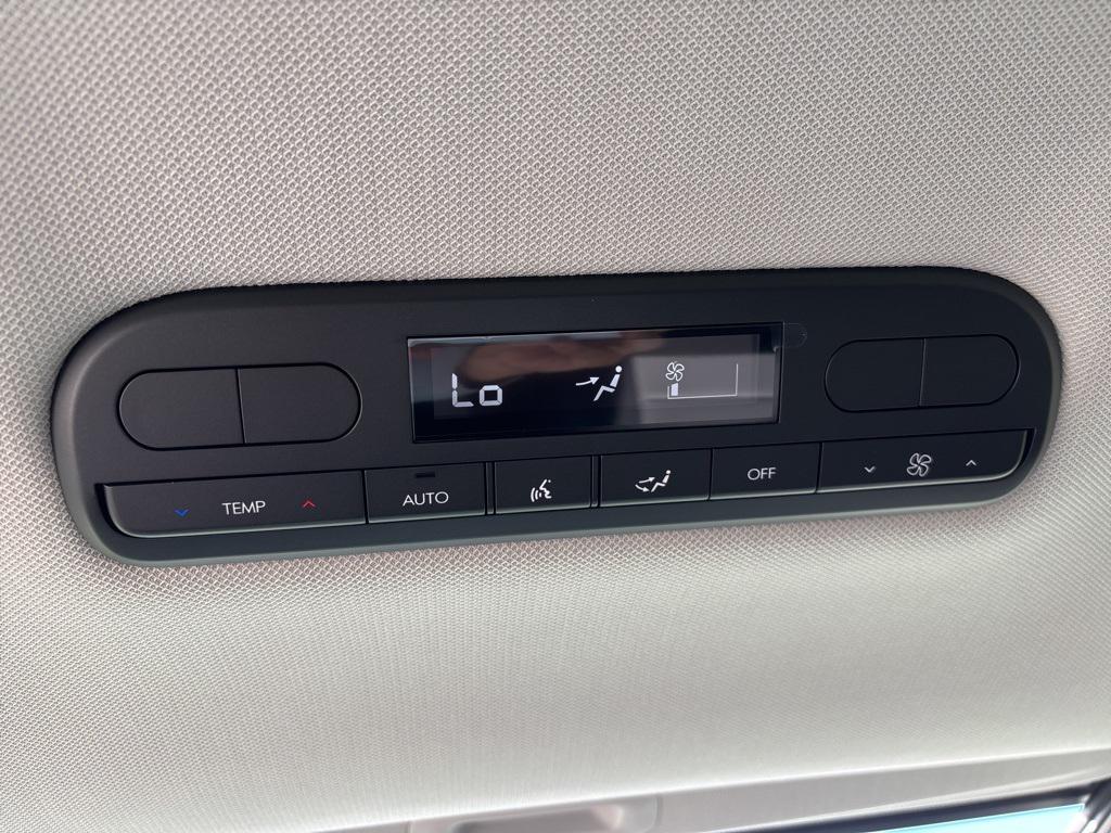 2026 Hyundai Palisade SEL photo 15