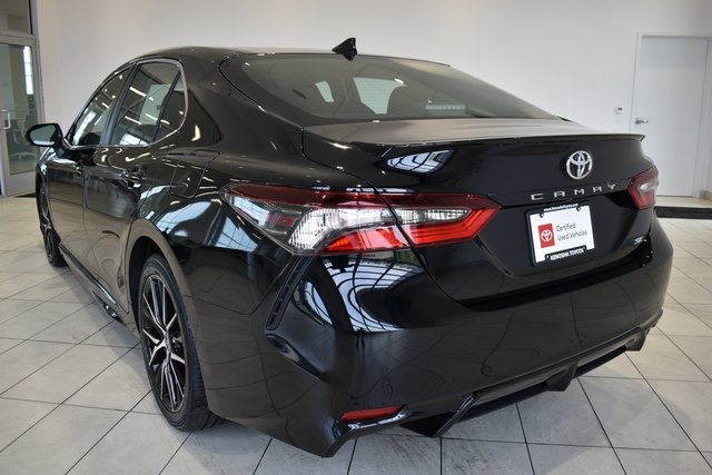2024 Toyota Camry SE photo 6