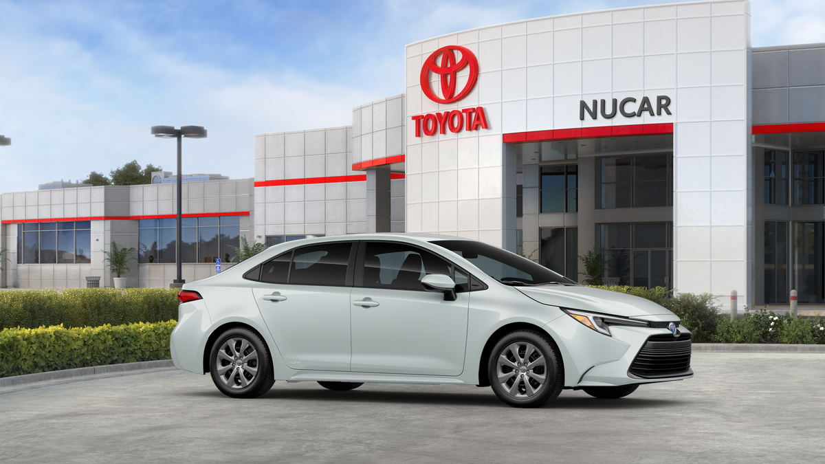 2025 Toyota Corolla Hybrid LE photo 11