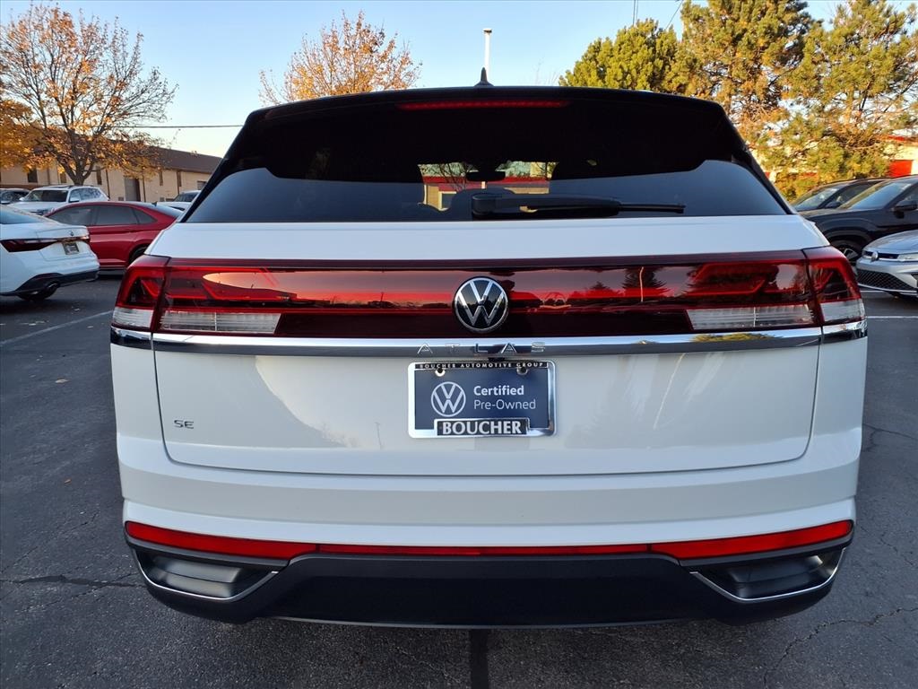 2024 Volkswagen Atlas Cross Sport SE photo 3
