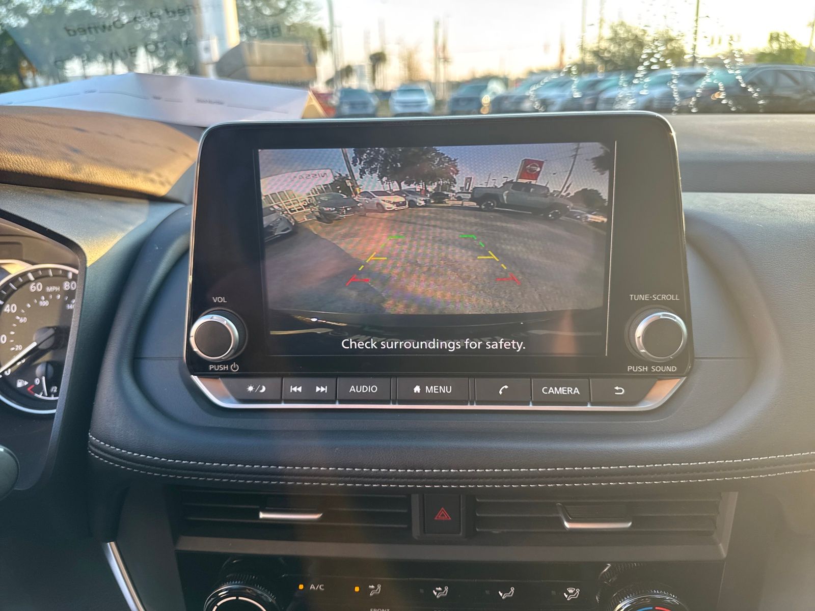 2023 Nissan Rogue S photo 16