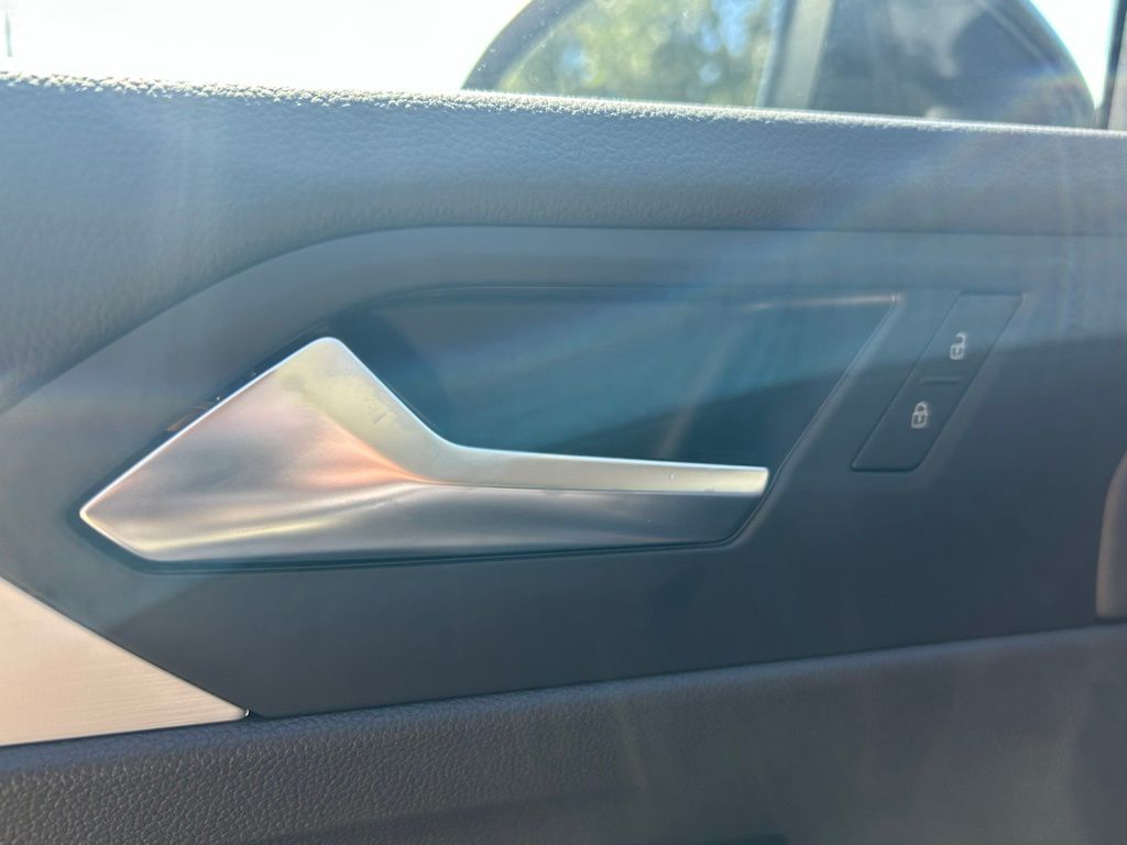 2025 Volkswagen Jetta 1.5T S photo 35
