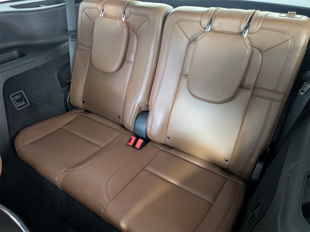 2021 Lincoln Aviator Grand Touring photo 17