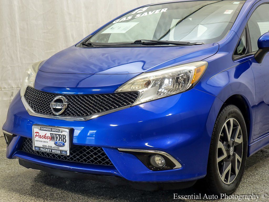 2015 Nissan Versa Note SR photo 3