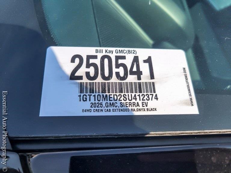 2025 GMC SIERRA - Image 20