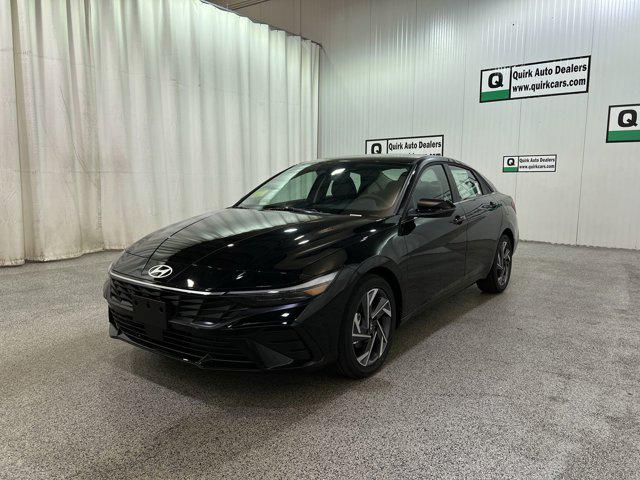 2025 Hyundai Elantra Limited photo 2