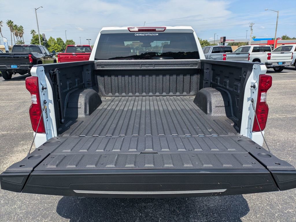 2025 Chevrolet Silverado 1500 Custom photo 27