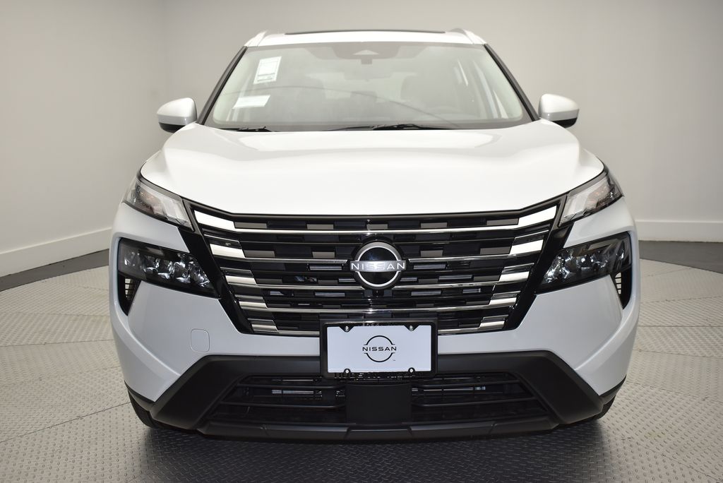 2026 Nissan Rogue SV photo 2