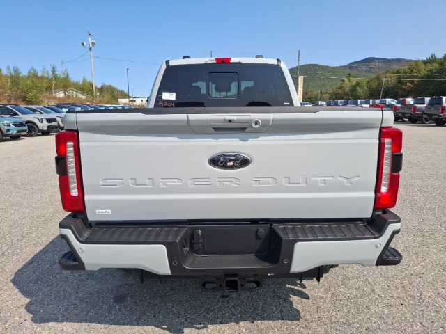 2026 Ford F-250 photo 4