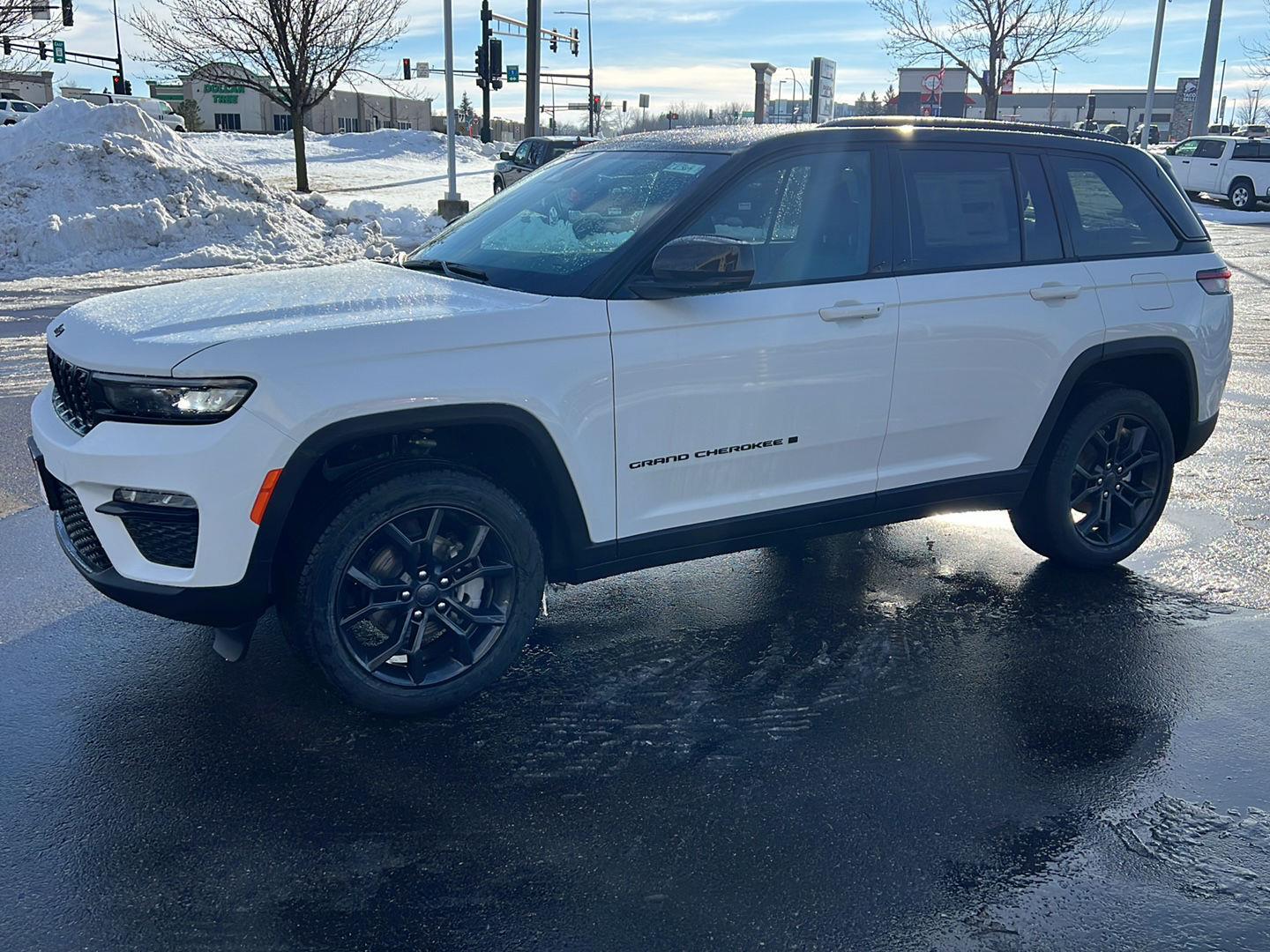 2025 Jeep Grand Cherokee Limited's photo