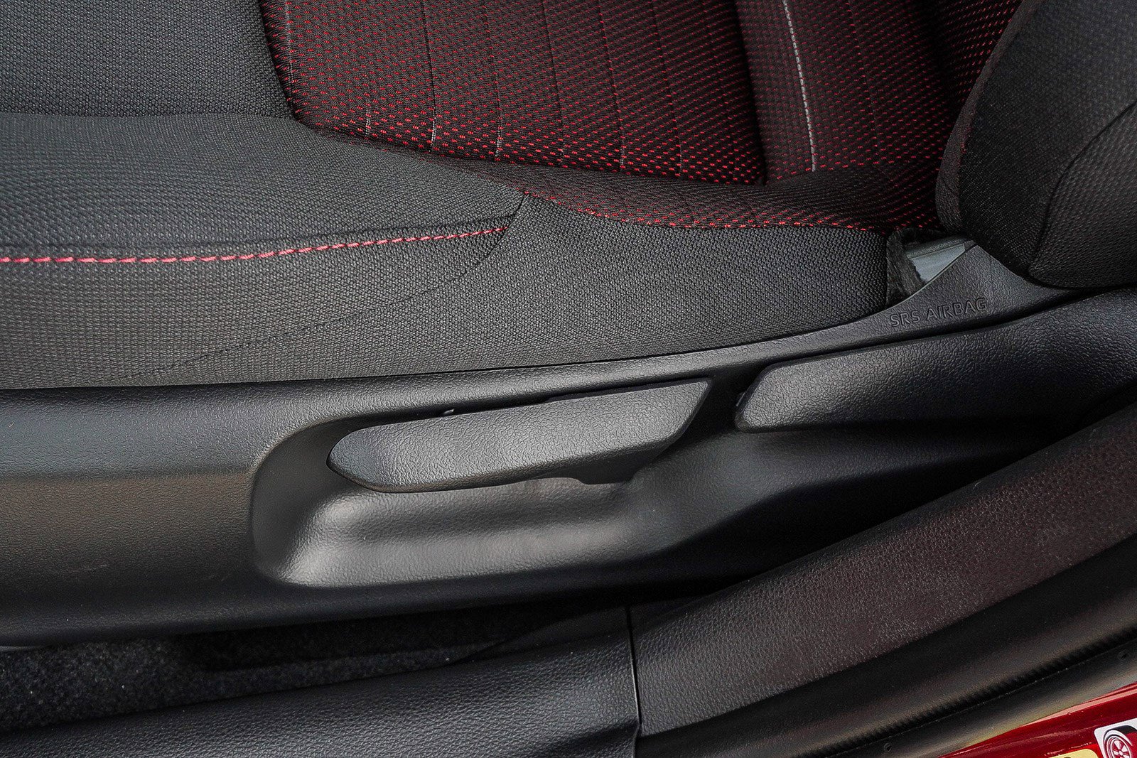 2025 Toyota Corolla SE photo 18