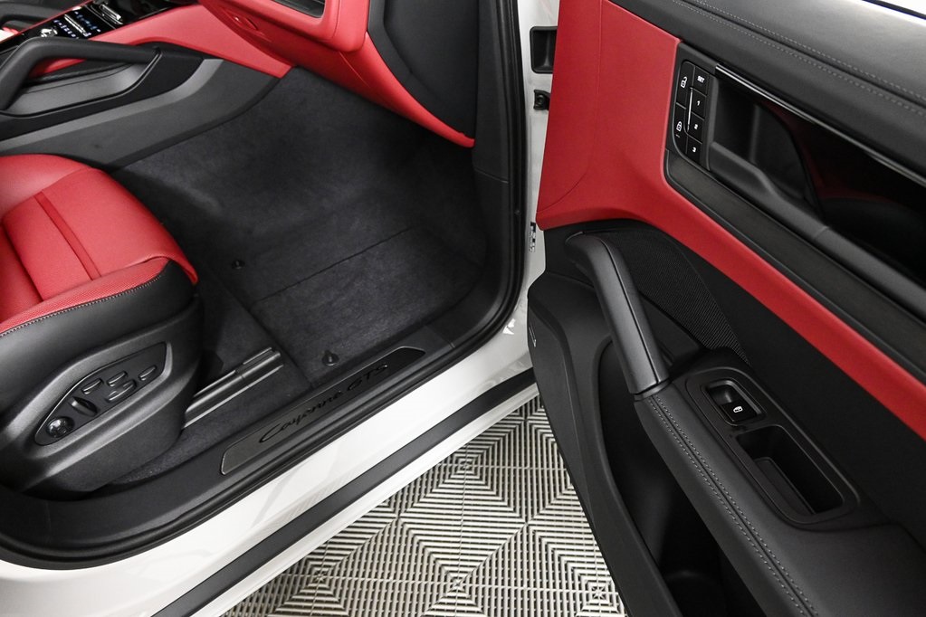 2026 Porsche Cayenne GTS Coupe photo 24