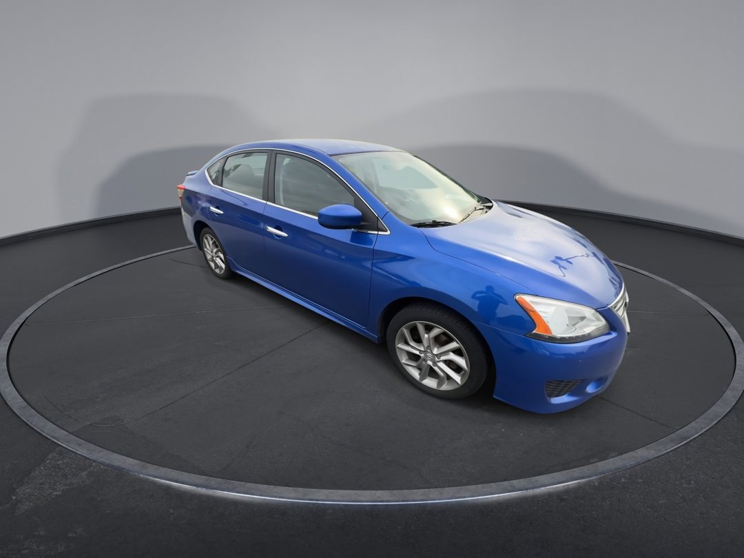 2014 Nissan Sentra SR photo 2