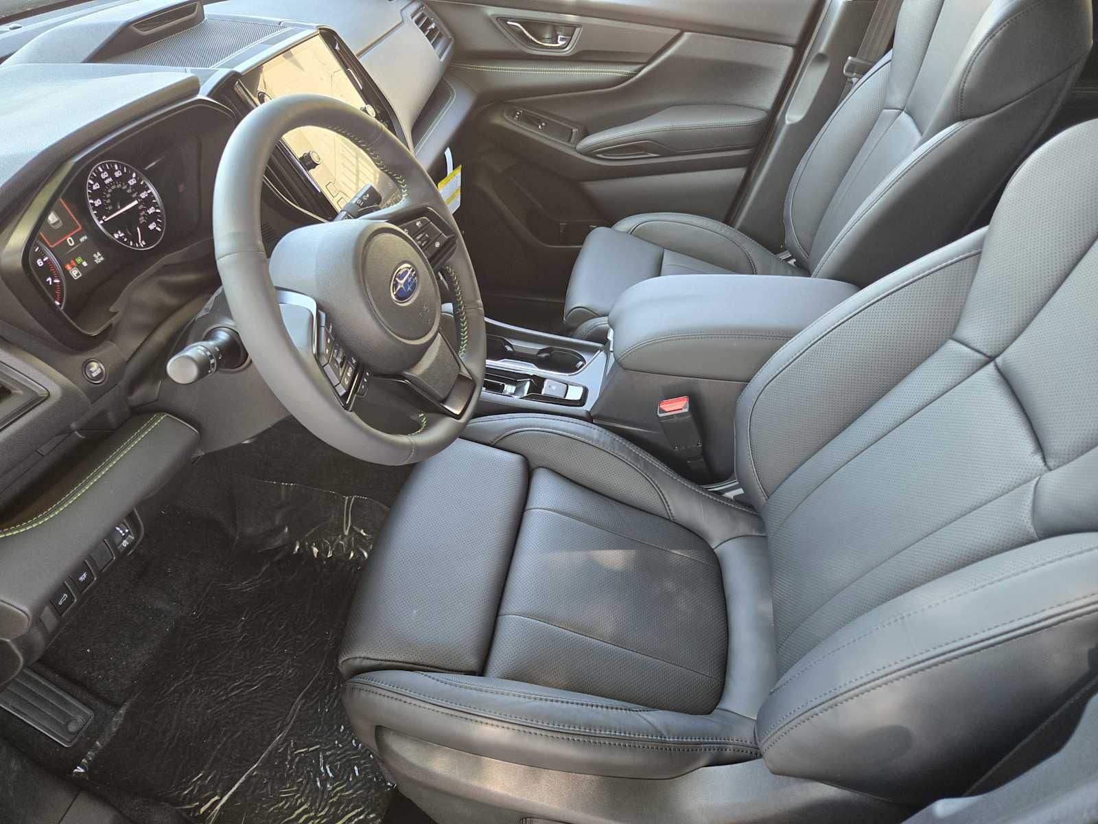 2025 Subaru Ascent Onyx Edition Touring photo 6