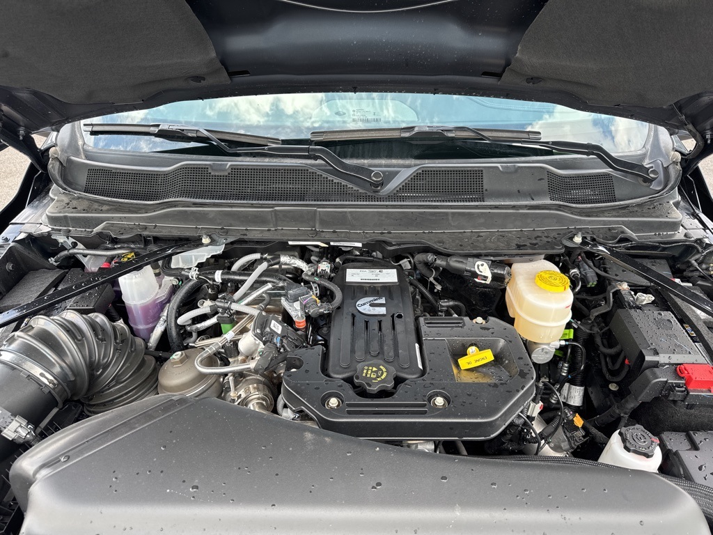 2026 Ram 2500 Laramie photo 8