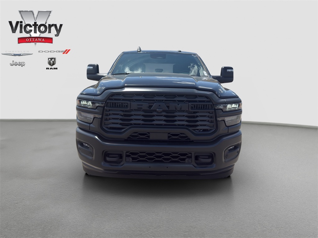 2025 Ram 2500 Tradesman photo 2