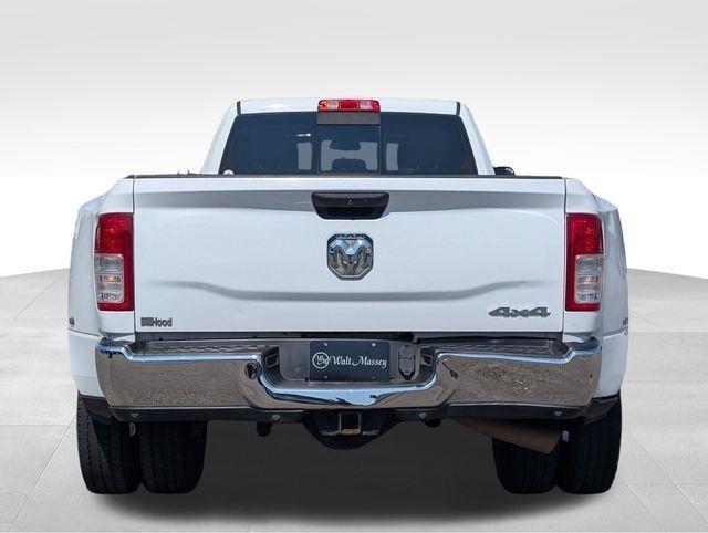 2021 Ram 3500 Tradesman photo 4